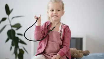 Casting do instruktażu urządzenia medycznego dla dziewczynki 6-9 lat