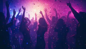 POSZUKIWANI STATYŚCI