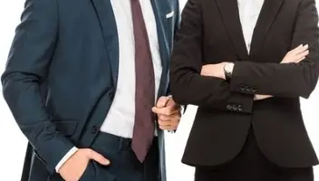 Na plan filmowy do serialu  doszukujemy eleganckich KOBIET/MĘŻCZYZN