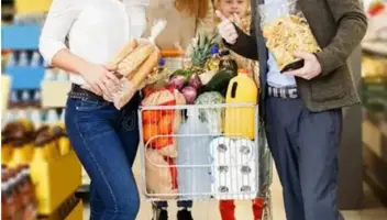 Na piątkowy/3. 10/, do udziału w zdjęciach do kr&oacute;tkiej formy komercyjnej realizowanej na potrzeby kanału TIK TOK