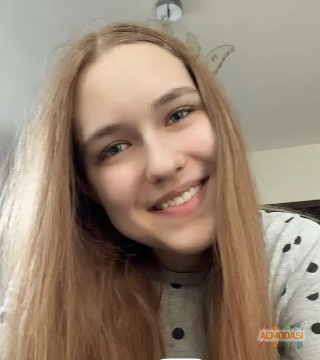 Zuzanna  Massowa zdjęcia №1739300. Załadowany 21 Maja 2026